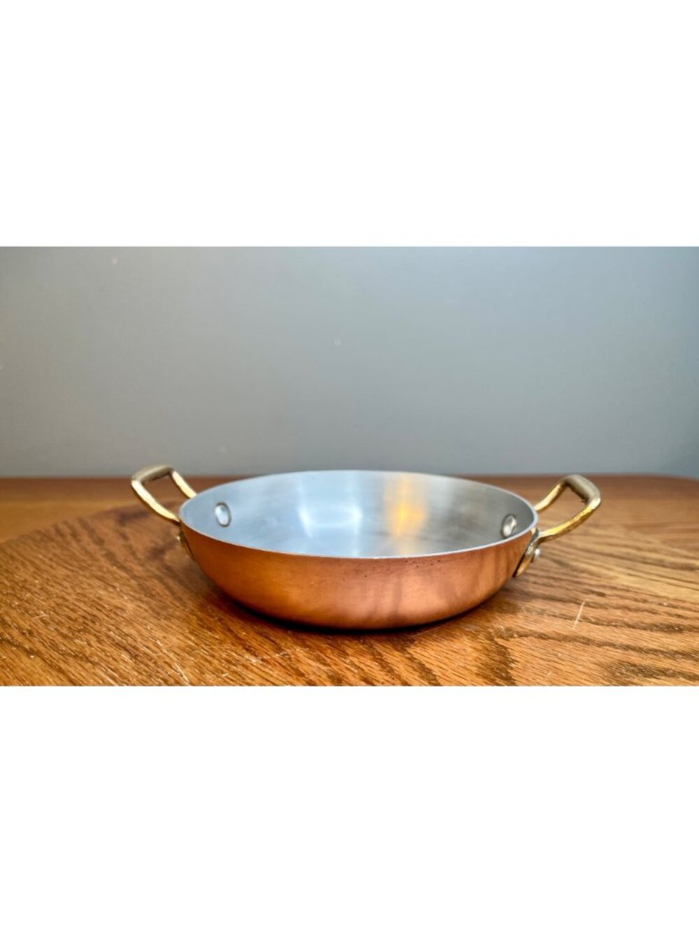Vintage Copper Mini Saute Pan /Mini Au Gratin Pan (5 5/8" diameter) With 2 Bras - Picture 3 of 14